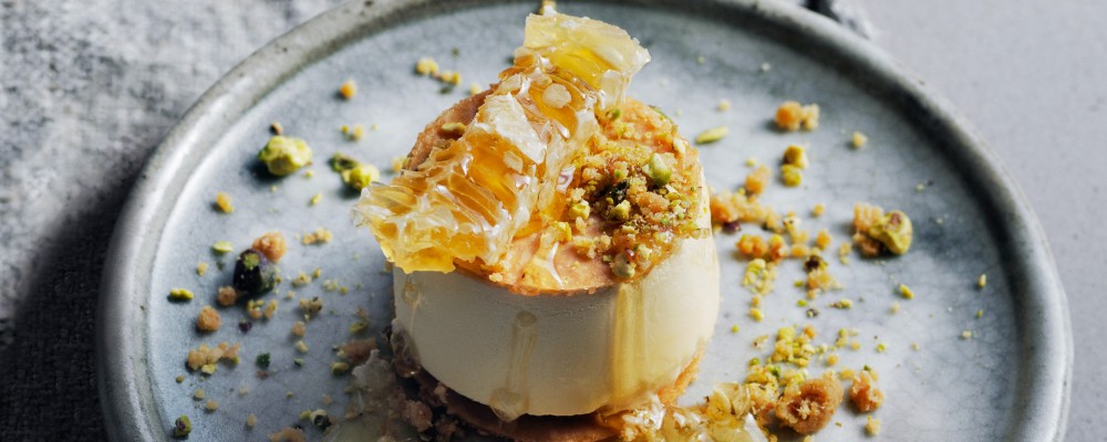 Olive-Oil Ice-Cream Sandwich With Halva, Pistachio And Brown-Sugar ...