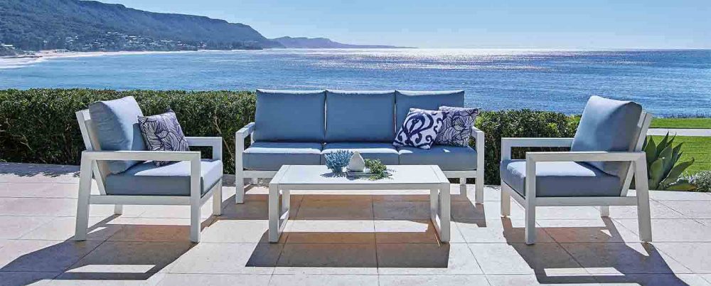 4 Outdoor Furniture Trends: Aluminium, Cement, Wicker & Timber | Harvey