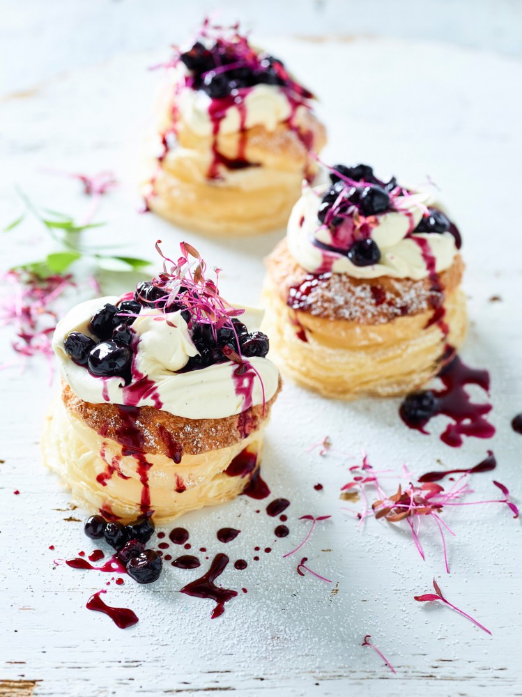 Flaky Blueberry Tarts | Harvey Norman