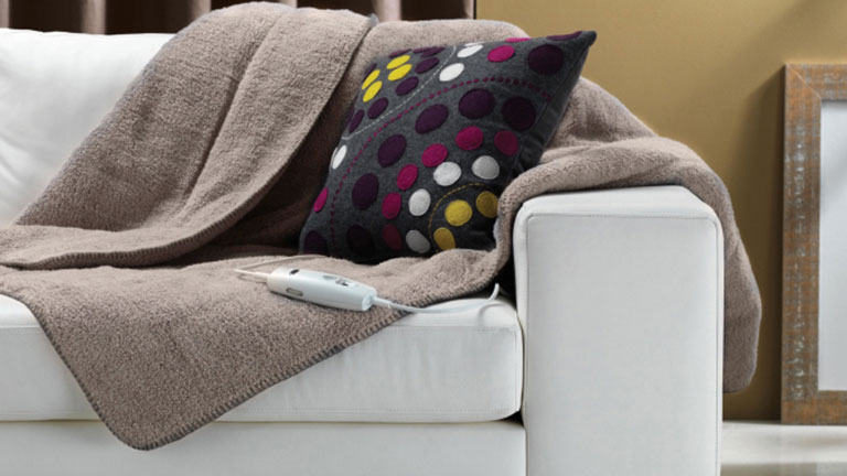 Harvey norman best sale heated throw rugs