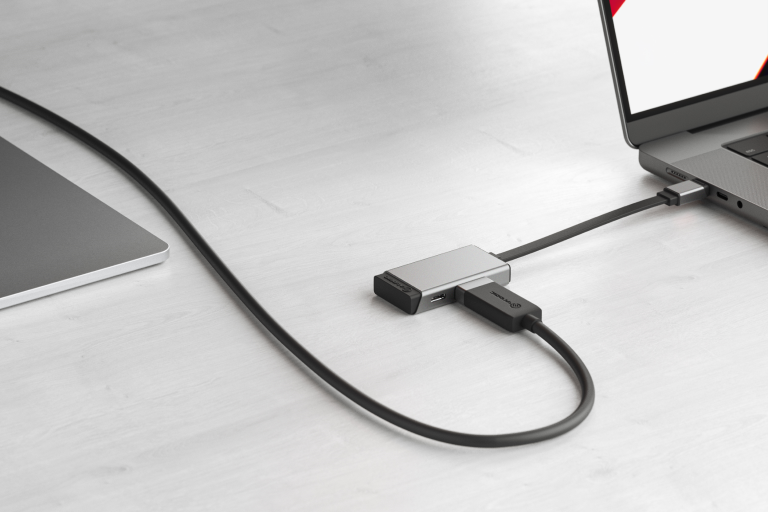 Alogic MagForce DUO Charge 2-in-1 Adapter | Harvey Norman