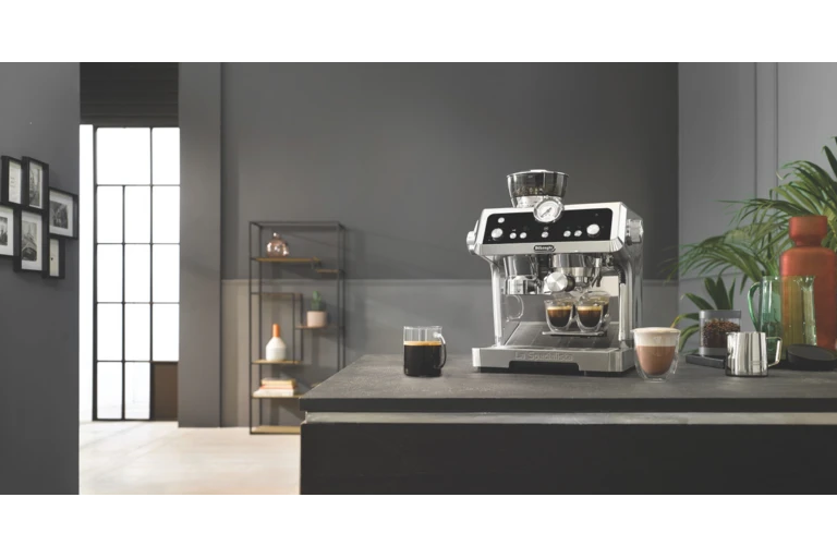 Manual espresso machine, 1450W, La Prestista Prestigio, silver colour - De 'Longhi