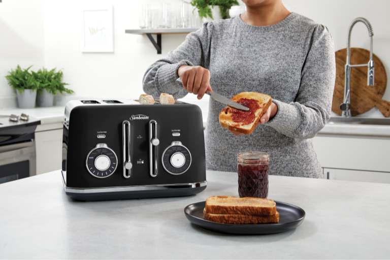 https://www.harveynorman.com.au/media/wysiwyg/product/featured/SunbeamAlineaSelectToaster/4slice-toaster-3.png